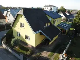 RENOVIERTES MEHRFAMILIENHAUS