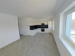 Moderne 3-Zimmer Wohnung mit Balkon und Parkplatz Top 22