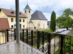 Preisanpassung! Zwei Häuser im Ortszentrum von Raach!