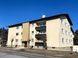 Schmuckstück mit sonniger Loggia! 3-Zimmer-Wohnung ohne Lift!