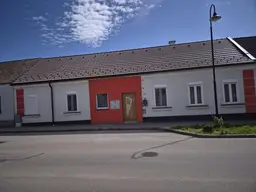 Charmantes Einfamilienhaus mit kleinem Weinkeller
