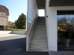 MODERNE BÜRORÄUME IM ORTSZENTRUM!