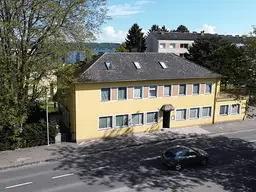 Früheres Wirtshaus mit drei Wohneinheiten inmitten von Pöchlarn!