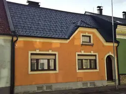 EINFAMILIENHAUS AUF GROSSEM GRUNDSTÜCK