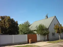 Großes Gewerbegrundstück mit Altbestand !