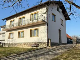 Viel Platz für Familie, Hobby &amp; Fahrzeuge - Wohnhaus mit 2.161 m² Baugrund