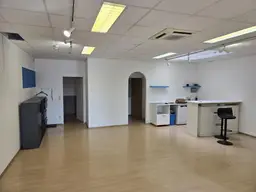 Attraktive 36m² oder 80m² große Büro- oder Geschäftsfläche im EK-West in Amstetten/Greinsfurth zu MIETEN