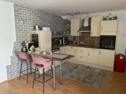 GROSSZÜGIGE MIETWOHNUNG IM ZENTRUM VON PITTEN!