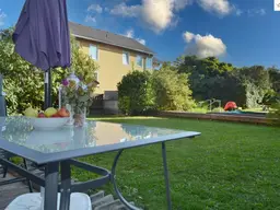 Traumhafte 4-Zimmer-Eigentumswohnung mit Terrasse und direktem Gartenanschluss