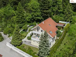 Charmante Landhausvilla mit ausreichend Platz für Ihre Familie