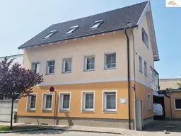 Büro/Praxis in Neunkirchen! Top Lage mit Stellplatz!