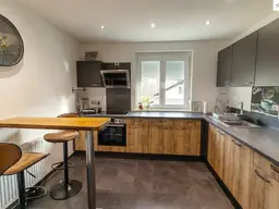 Saniertes Wohnhaus mit Garten und guter Verkehrsanbindung in der Buckligen Welt
