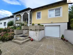 Einfamilienhaus mit Traumgarten - gepflegt und bezugsfertig !