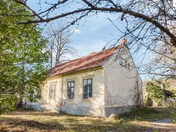 Traumhafte Liegenschaft in Pitten – Großzügiges Bauland mit charmantem Altbestand