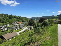 Naturverbundenes Baugrundstück mit traumhaftem Ausblick in Aspang