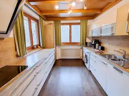 Alpines Ferienchalet mit moderner Ausstattung beim Zeller See