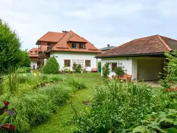 Grün-Oase! Großzügiges Wohnhaus mit drei Wohneinheiten in Salzburg-Gneis