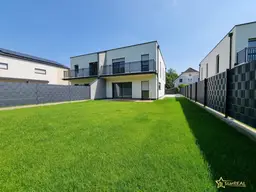 BAUBEGINN ERFOLGT! IDEAL FÜR FAMILIEN! 5-ZIMMER-ZIEGELHAUS MIT UNVERBAUBAREN AUSBLICK. MIT KELLER, BALKON, TERRASSE, CARPORT UND GROSSEM GARTEN.
