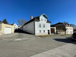 Idyllisches Einfamilienhaus - Ruhe und Natur – 1014 m² Gesamtfläche auf 3 Etagen  