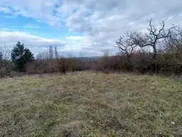 2410 Hainburg/Donau - Gartenliebhaber aufgepasst - Bauplatz mit angrenzendem Grünland