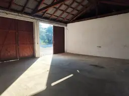Halle / Garage im Zentrum