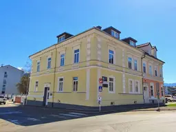 Renditeobjekt: saniertes Zinshaus mit 6 Wohneinheiten