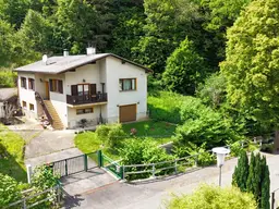 ruhiges, idyllisches Leben am Waldrand - Einfamilienhaus umgeben von Natur