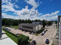 Sonnige großzügige Mietwohnung zentrumsnah