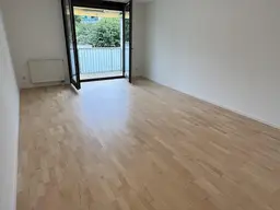 Charmante Garconniere am Rottweg mit sonnigem Südbalkon und Fernsicht in zentraler Ruhelage Salzburgs