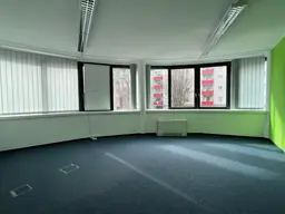Großzügig geschnittenes Büro ideal für Start-Ups und kleine Unternehmen
