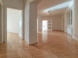 Wunderbarer Altbauflair nahe Schloss Mirabell Salzburg - hell &amp; einladend!