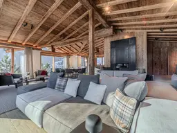 Luxuriöse Residenz in Herrschaftlicher Kulisse