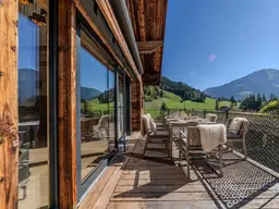 Alpine Living mit Freizeitwohnsitz und Panoramablick