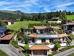 Alpines Refugium mit Kaiserblick (06463)