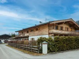 Dachgeschosswohnung mit Freizeitwohnsitz &amp; Kaiserblick (02909)