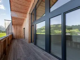 Schöne Dachgeschosswohnung im Erstbezug  (06867)