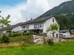 Doppelhaushälfte am Südhang von St. Jakob ( 04059 )