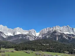 Grundstück mit atemberaubenden Bergblick (06372)
