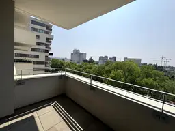 Helle 2-Zimmer-Wohnung mit südseitigem Balkon