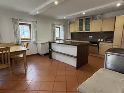 KAUF - NÄHE NUSSDORF AM HAUNSBERG: Aufwendig renoviertes Wohnhaus mit Nebengebäude - Zweitwohnsitz möglich!