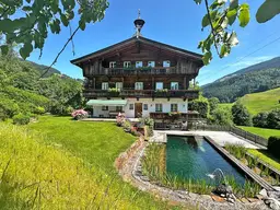 Traditionelles Bauernhaus in sonniger Traumlage von Jochberg