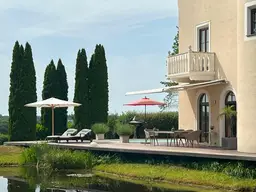 Große Oper!Schloss mit Blick auf Burghausen - nur 1h von München entfernt
