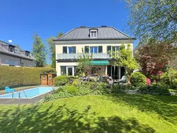 Wohlfühloase!Villa in Grünruhelage mit Garten und Pool