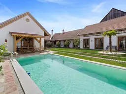 Renovierter, historischer Vierkanthof in Heldenberg im westlichen Weinviertel!