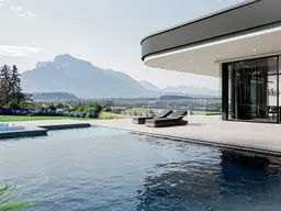 Festungsblick!Luxusvilla in exklusiver Ruhelage mit individuellen Gestaltungsmöglichkeiten
