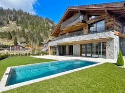 Alpenresidenz der Extraklasse! Neubau-Chalet in Zell am See mit Blick auf das imposante Kitzsteinhorn