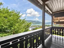 LANDHAUSVILLAMIT SEEBLICK!Wohnen mit Aussicht am Höribachhof