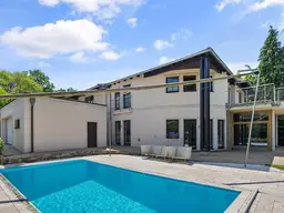 Villa zum Verlieben!Großzügiges Wohnerlebnis und architektonische Raffinesse