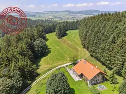 Modern &amp; charmant!Bauernhaus in absoluter Alleinlage - Nähe Wallersee!
