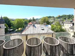 Vollmöbliert - ready to move!Wohnung mit Blick zur Festung und auf die historische Altstadt Salzburgs